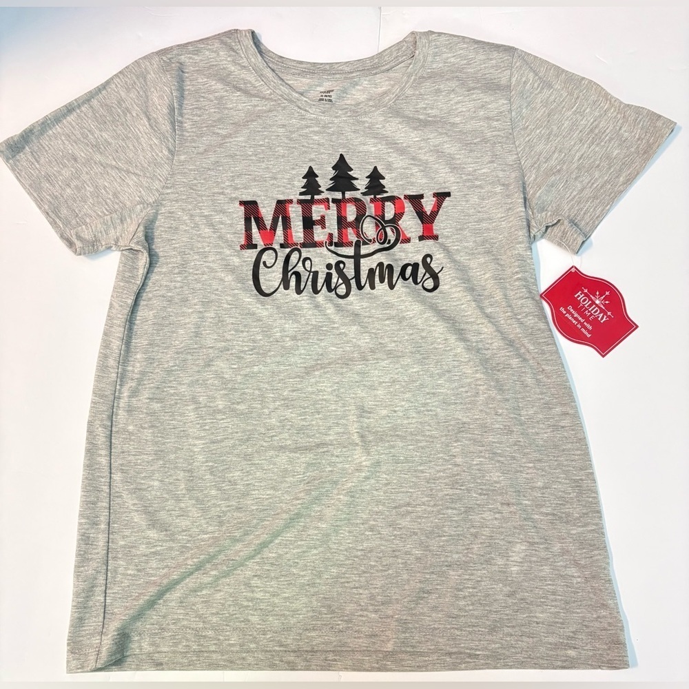 Holiday Time Gray and Red Christmas T-Shirt Size Medium